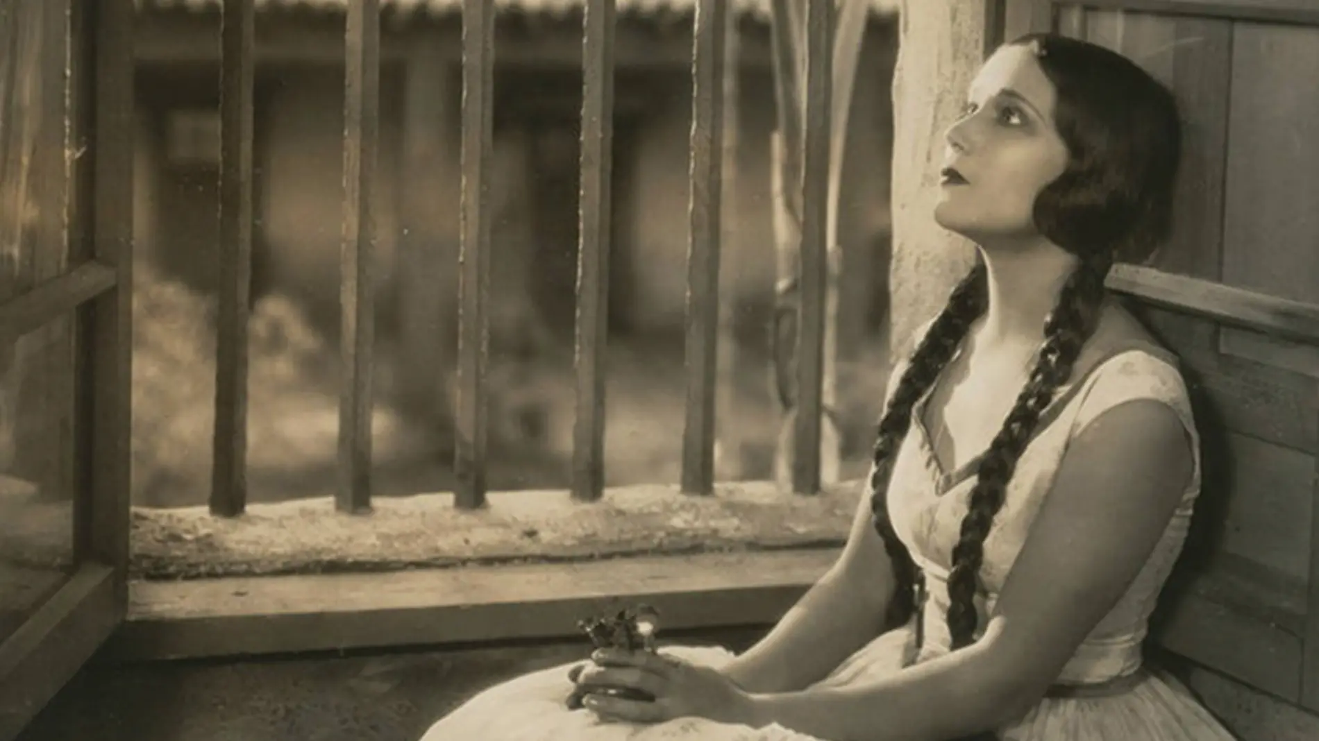 Dolores Del Río en la película RAMONA de 1928